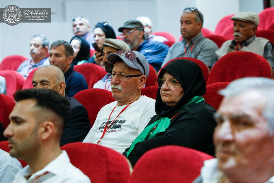 وفد من مسلمي الجمهورية التركية يزور العتبة العلوية المقدسة ويطلع على معالمها