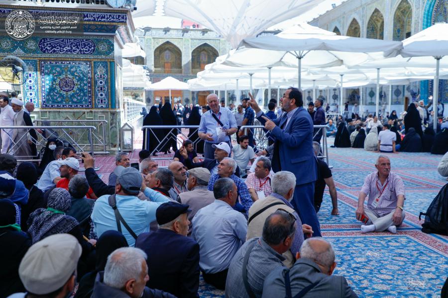 وفد من مسلمي الجمهورية التركية يزور العتبة العلوية المقدسة ويطلع على معالمها