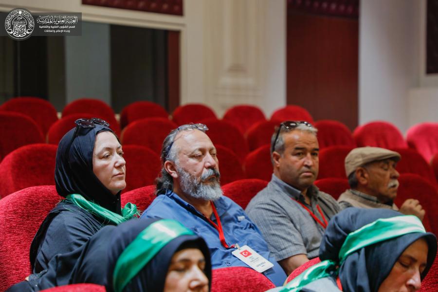 وفد من مسلمي الجمهورية التركية يزور العتبة العلوية المقدسة ويطلع على معالمها