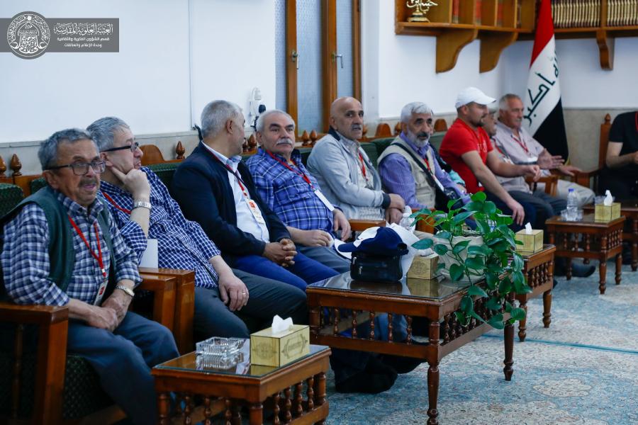 وفد من مسلمي الجمهورية التركية يزور العتبة العلوية المقدسة ويطلع على معالمها