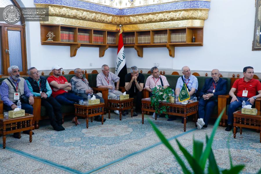 وفد من مسلمي الجمهورية التركية يزور العتبة العلوية المقدسة ويطلع على معالمها
