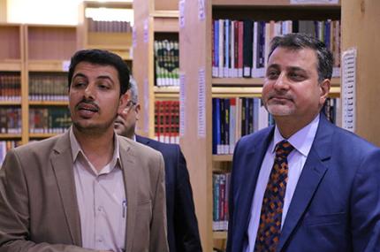 المدير العام لدار الكتب والوثائق العراقية في ضيافة العتبة العلوية المقدسة