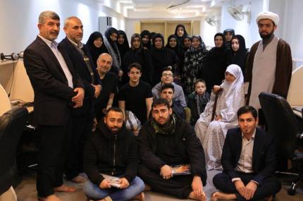 وفد الجامعة الالمانية يزور مكتبة الروضة الحيدرية