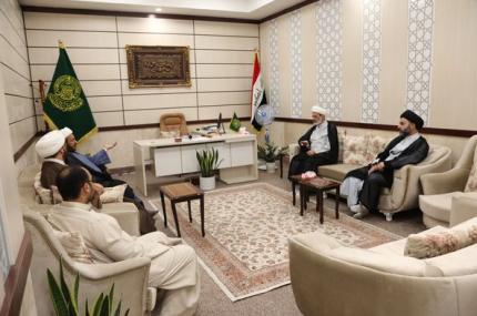 مكتبة الروضة الحيدرية تستقبل سماحة العلامة الخطيب الحسيني الشيخ إبراهيم النصيراوي