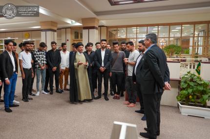 مكتبة الروضة الحيدرية تستقبل وفد طلبة جامعة ميسان