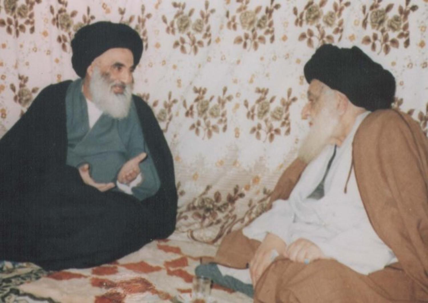 المرجع السيد ابوالقاسم الخوئي ( قدس سره ) و المرجع الدين السيد علي السيستاني ( دام ظله )
