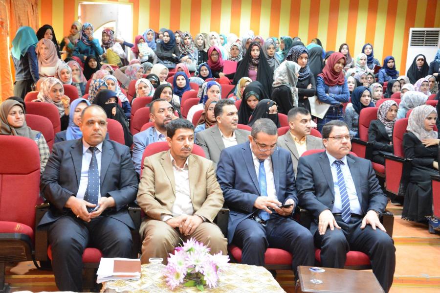 مشاركة مكتبة الروضة الحيدرية وقسم الاعلام في العتبة العلوية المقدسة في الندوة العلمية (حول دور الجامعة في مواجهة الالحاد) في كلية التربية جامعة الكوفة