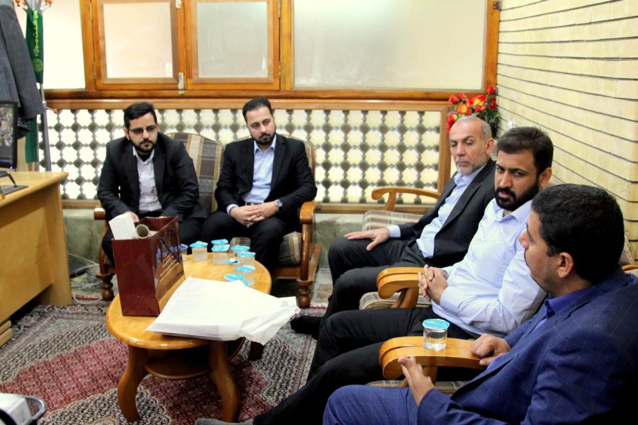 وفد العتبة العباسية المقدسة - قسم الشؤون الفكرية والثقافية في رحاب مكتبة الروضة الحيدرية 