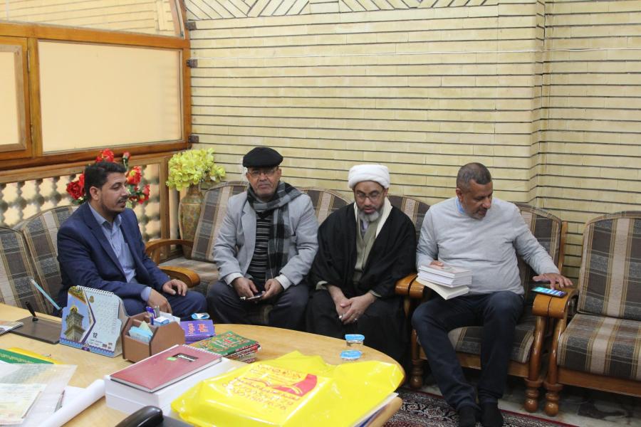 العتبة العباسية المقدسة - مركز ابو الفضل العباس (عليه السلام) في ضيافة مكتبة الروضىة الحيدرية 
