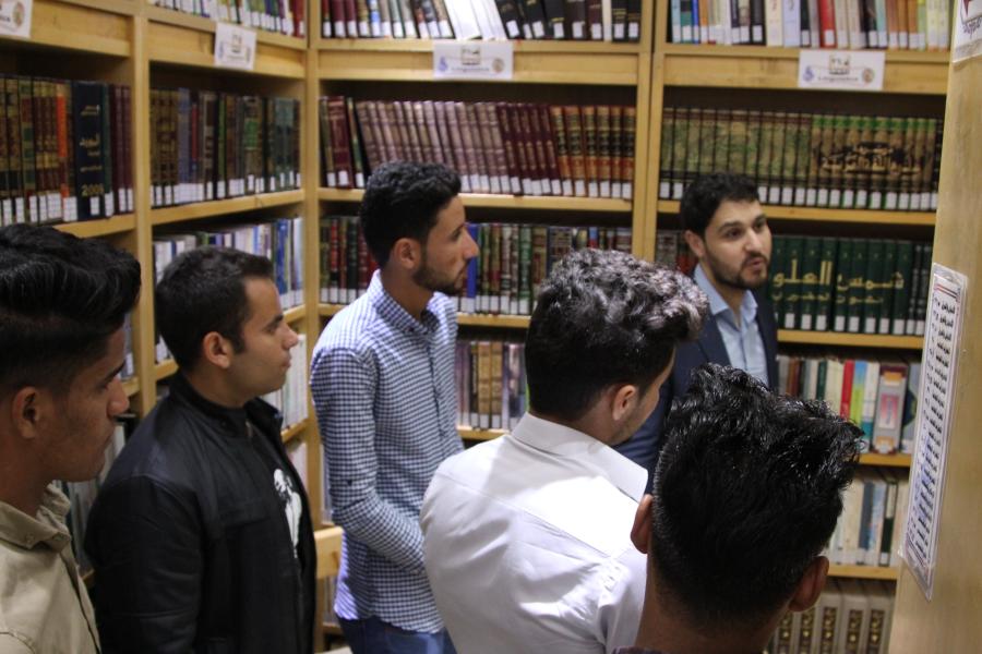 أساتذة وطلاب كلية الهندسة جامعة الكوفة في رحاب مكتبة الروضة الحيدرية ‏
