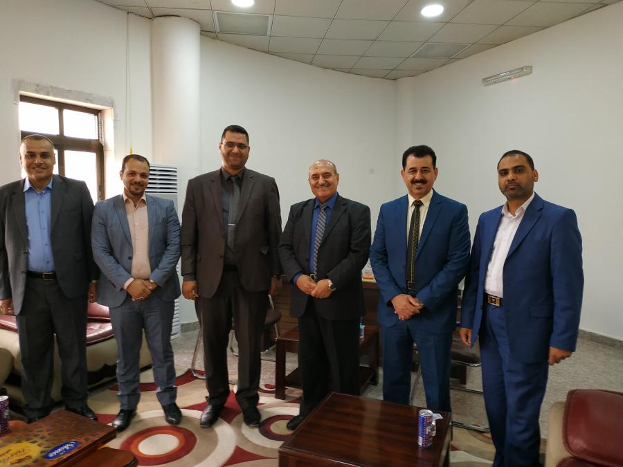 مكتبة الروضة الحيدرية تفتح باب التعاون مع جامعة البصرة في مجال تصوير وارشفة الرسائل والاطاريح الجامعية القديمة 