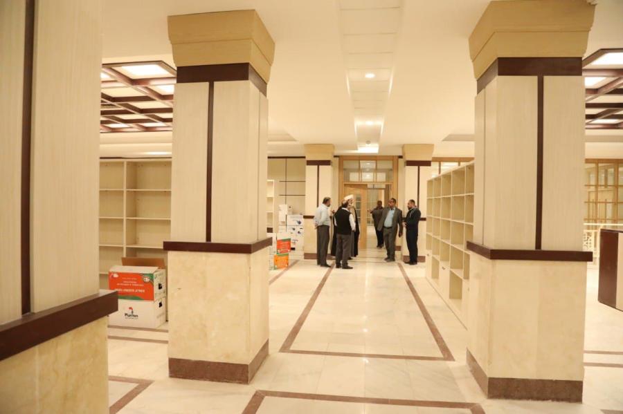 مكتبة الروضة الحيدرية تستنفر جهودها لانتقالها إلى مقرّها الجديد في صحن فاطمة(عليها السلام)
