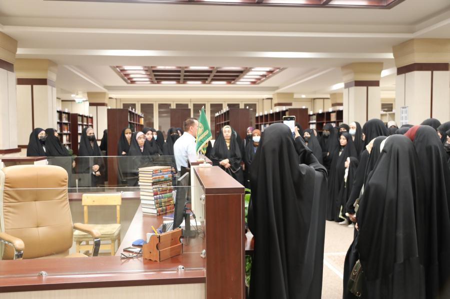 ضمن نشاطاتها الفكرية والثقافية استقبلت مكتبة الروضة الحيدرية وفدا من جامعة الكوفة