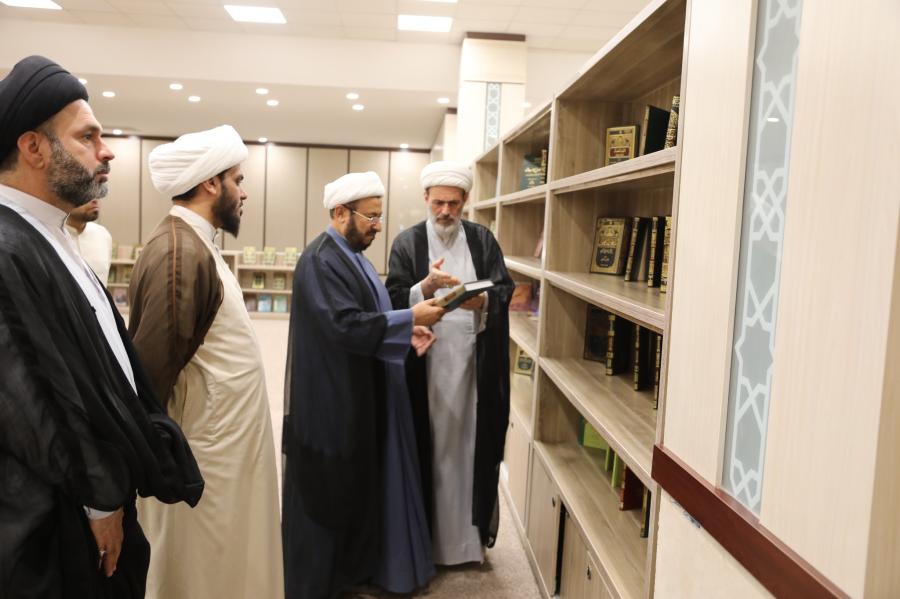 مكتبة الروضة الحيدرية تستقبل سماحة العلامة الخطيب الحسيني الشيخ إبراهيم النصيراوي