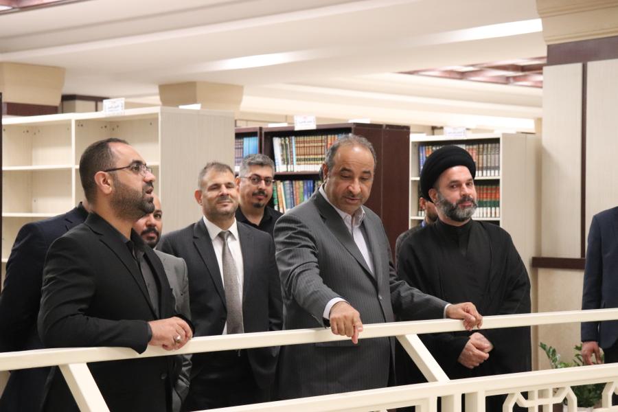 وزير الثقافة يُعلن من العتبة العلوية المقدسة عن مُذكّرة تفاهم بين الوزارة ومكتبة الروضة الحيدرية