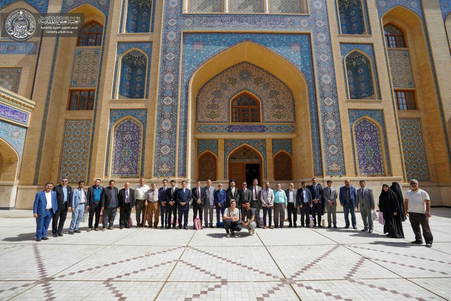 مكتبة الروضة الحيدرية تستقبل الوفود المشاركة في المؤتمر الثاني لإحياء تراث أمير المؤمنين (عليه السلام)
