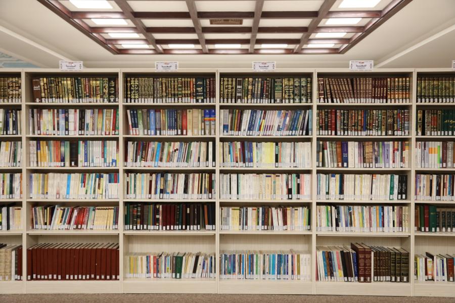 صروح شامخة (مكتبة الروضة الحيدرية)