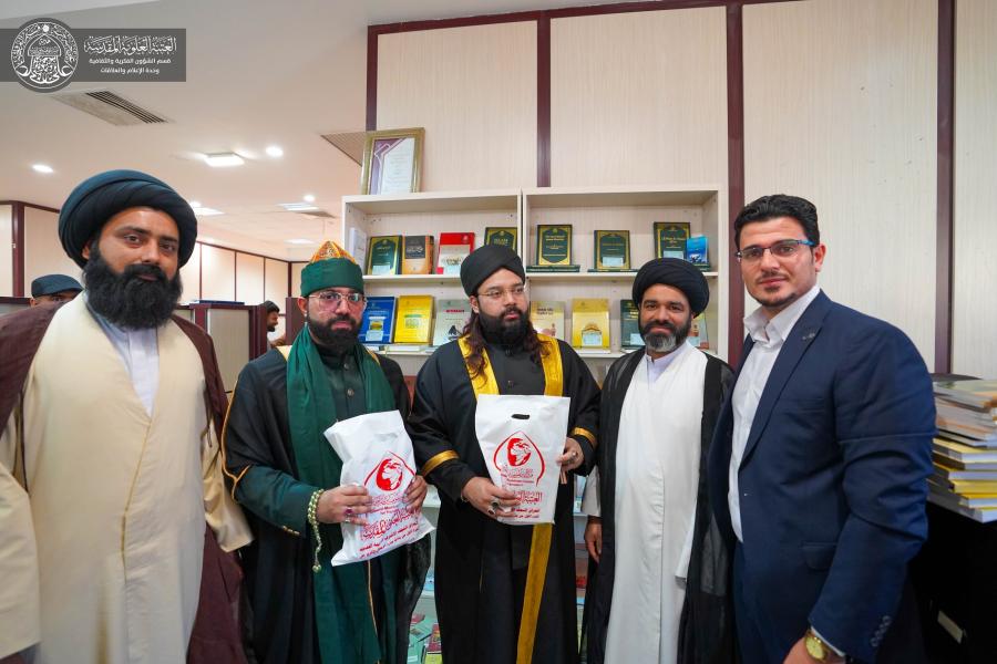 وفد الطريقة القادرية من الهند يزور قسم الشؤون الفكرية والثقافية في العتبة العلوية المقدسة