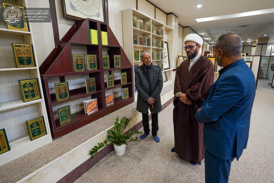 وفد من المكتبة المركزية العامة في الكوفة يزور مكتبة الروضة الحيدرية
