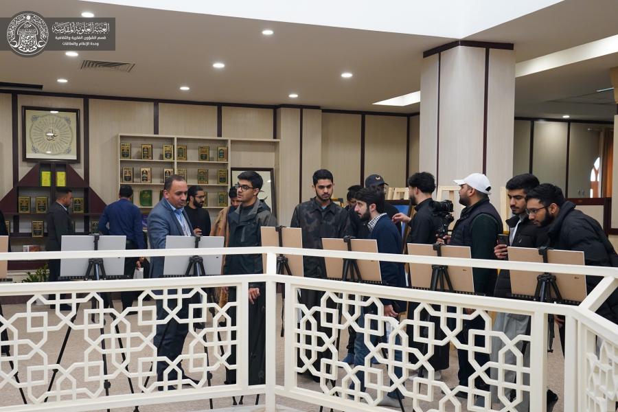 الأمين العام للعتبة العلوية المقدسة يستقبل وفدًا مُتعدِّد الجنسيات