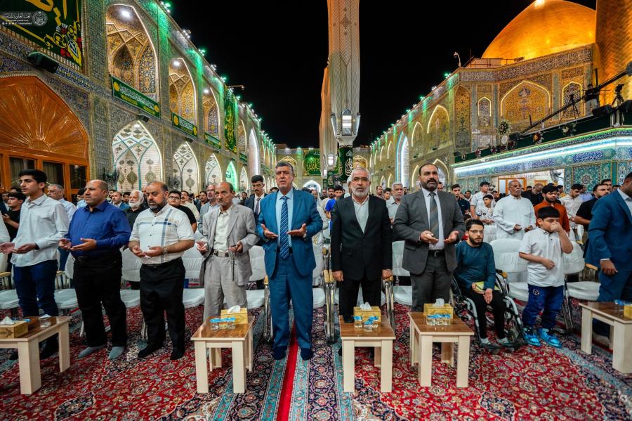 ضمن فعاليات أسبوع الصادقَين الدَّولي الأمانة العامة للعتبة العلوية المقدسة تكرم احد رواد مكتبة الروضة الحيدرية المقدسة